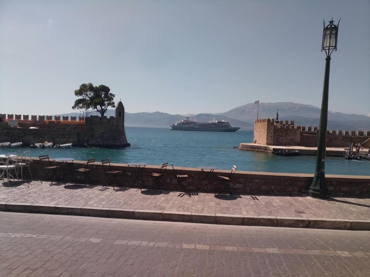 Nafpaktos Studio In Port Ιι 외부 사진